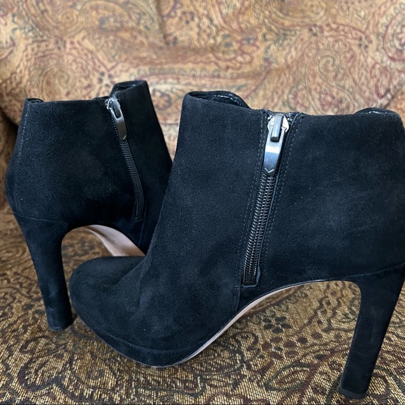 Via Spiga Suede Black Ankle Boots - Picture 4 of 6